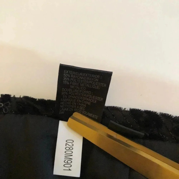 BEAUTIFUL black velvet and sheer metallic cheetah print pencil skirt size 6 - Picture 8 of 13